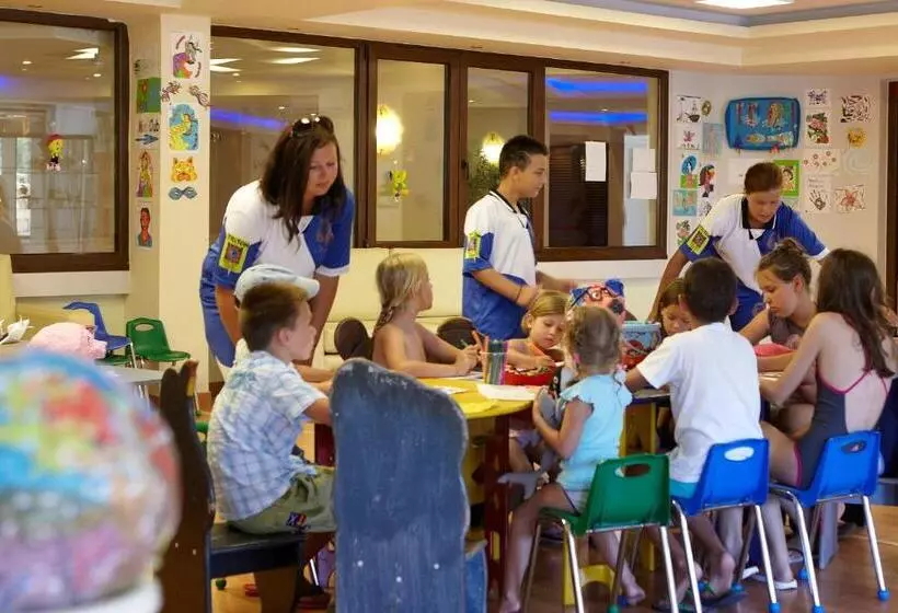 Anthemus Sea Beach Hotel And Spa