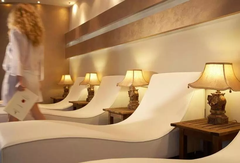 Anthemus Sea Beach Hotel And Spa