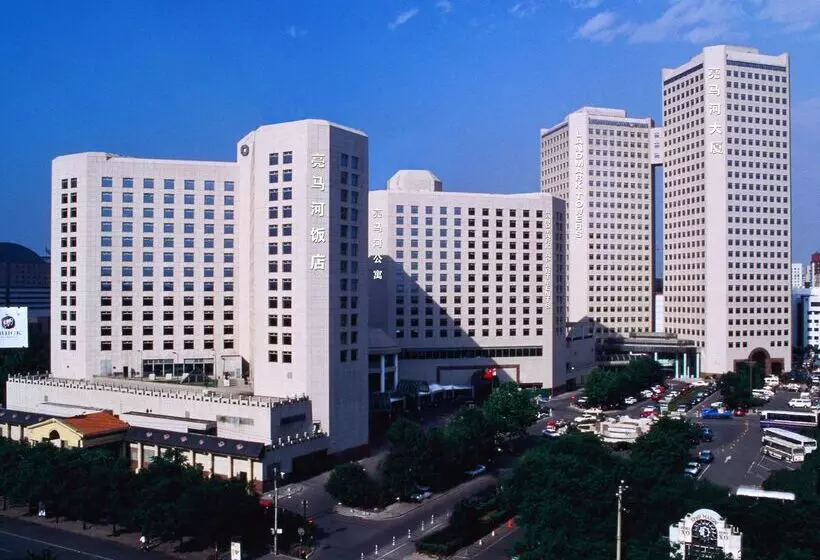 Hotelli Beijing Landmark Towers