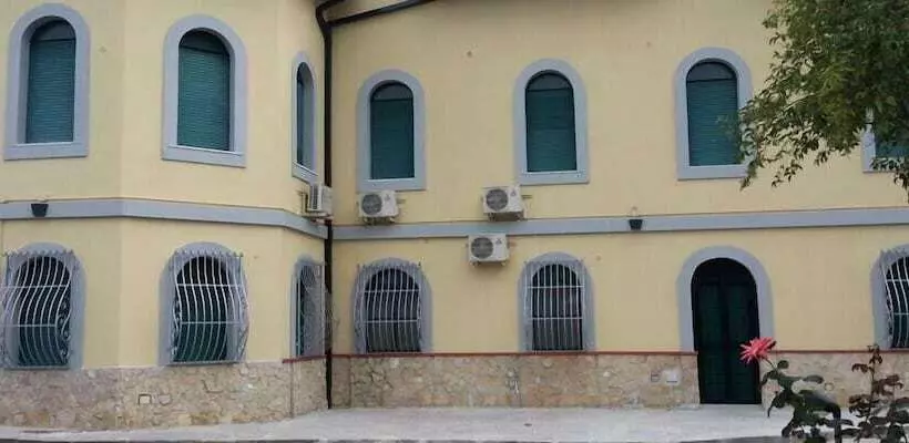 هتل Capodichino International