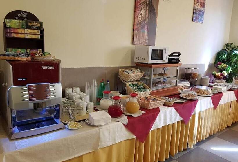 هتل Capodichino International