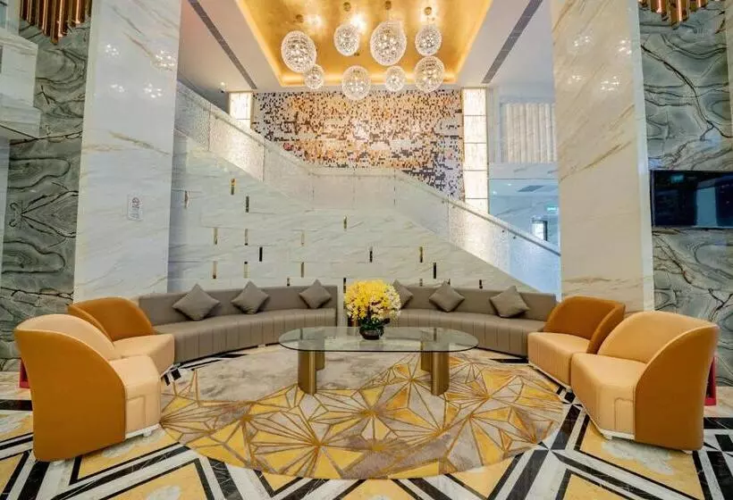 هتل Golden Dragon