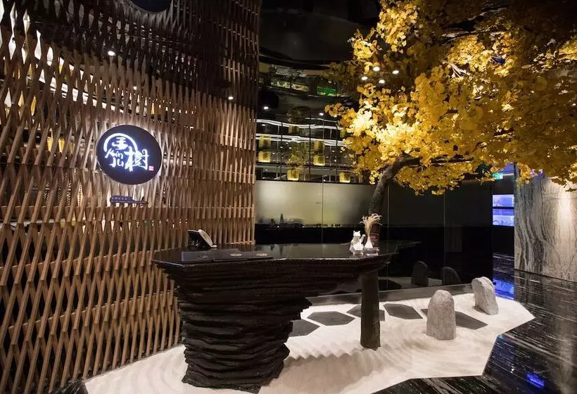 هتل Golden Dragon