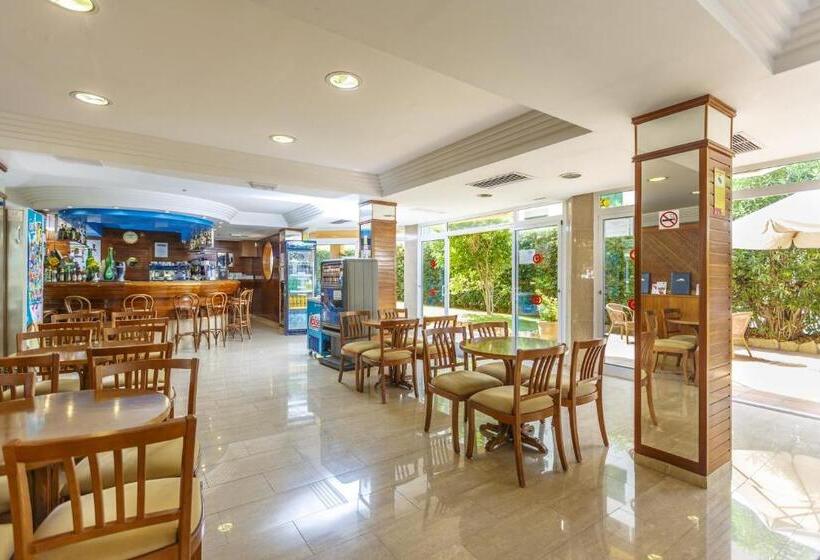 בית מלון כפרי Golf Beach