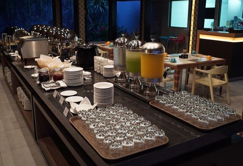 בית מלון כפרי Grand Barong Resort