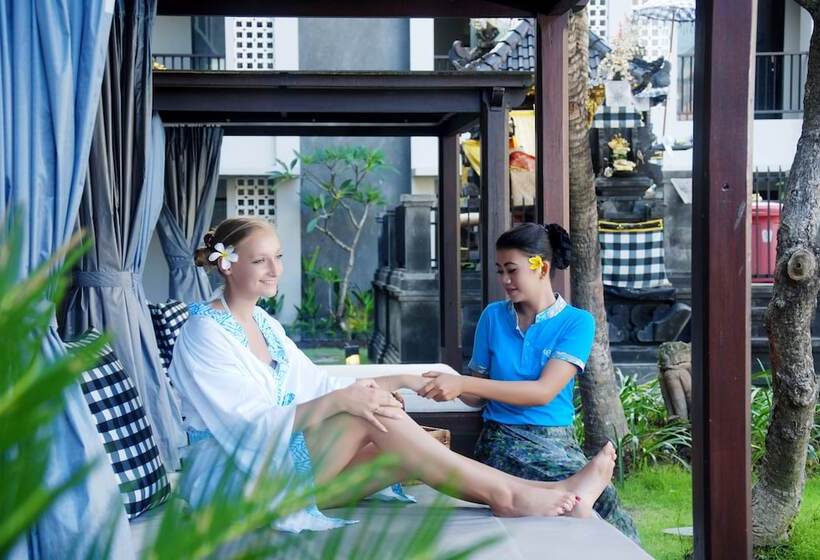 בית מלון כפרי Grand Barong Resort