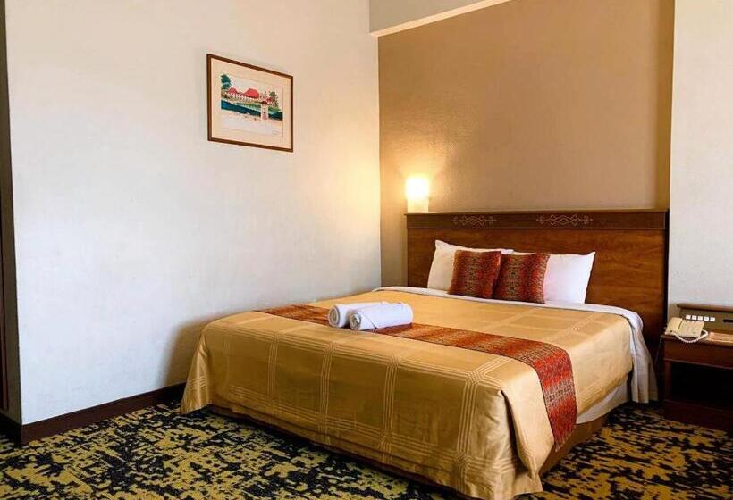 فندق Grand Continental Kuching