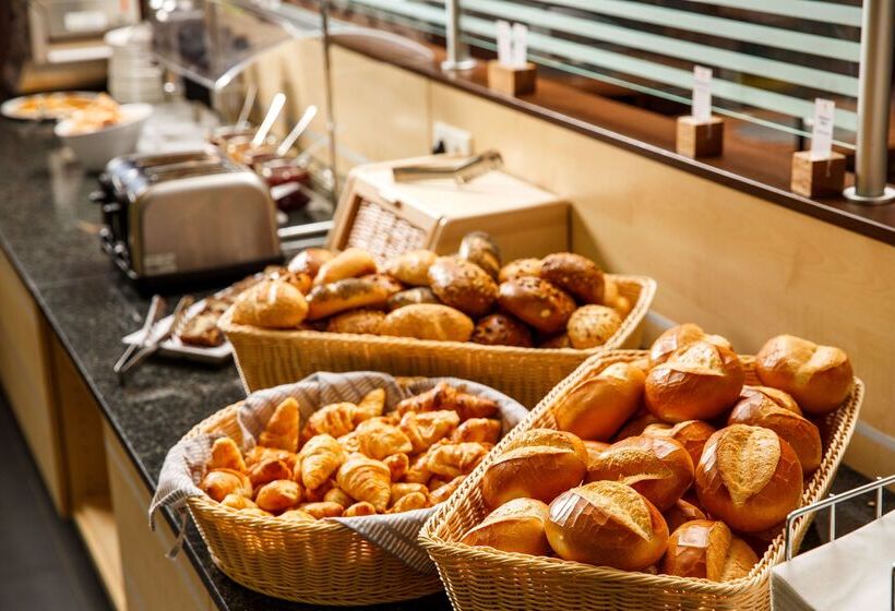 酒店 Holiday Inn Express Düsseldorf   City North, An Ihg