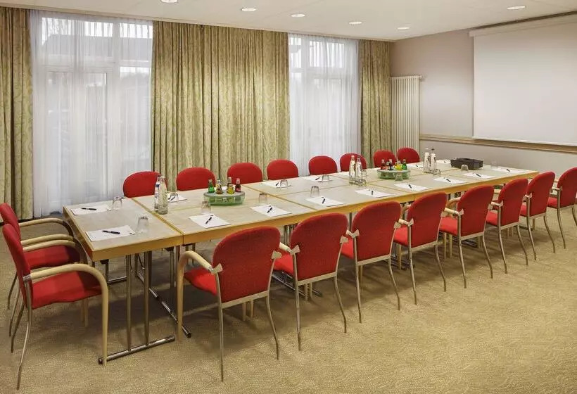 酒店 Holiday Inn Express Düsseldorf   City North, An Ihg