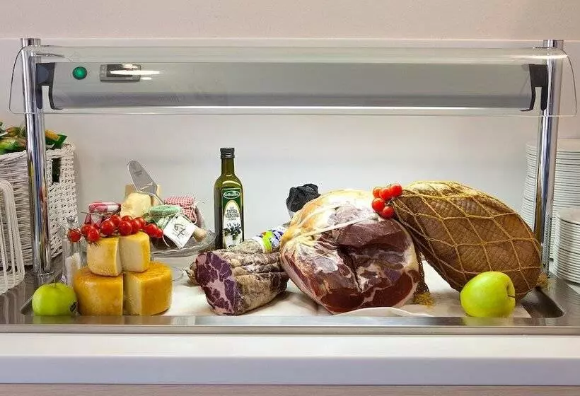 هتل Holiday Inn Express Reggio Emilia, An Ihg