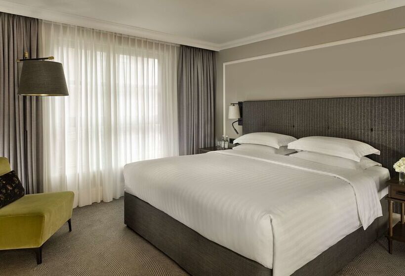هتل Hyatt Regency London The Churchill