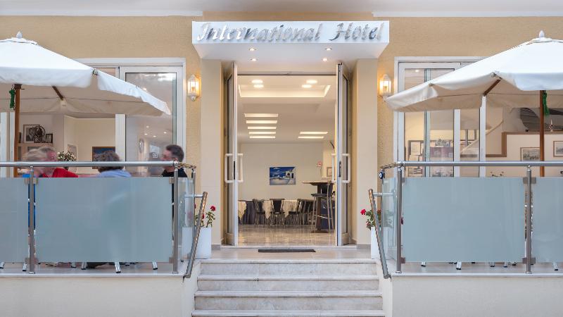 هتل International