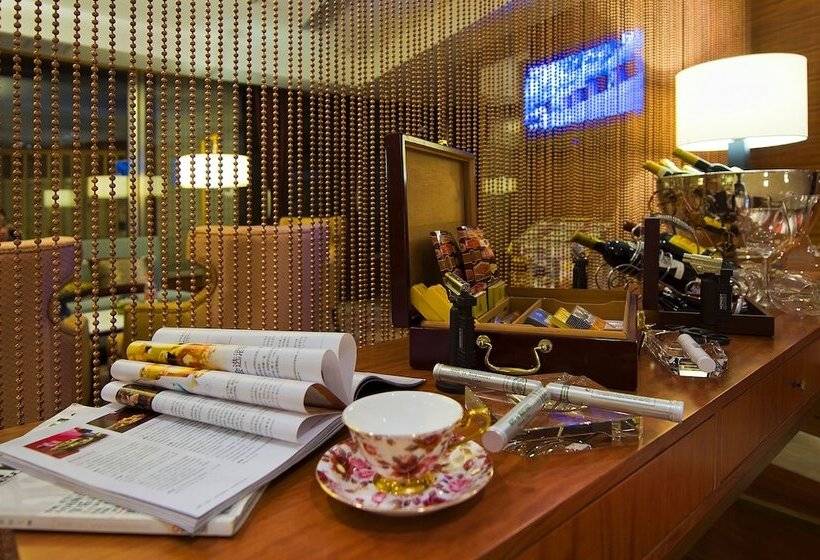 Landison Plaza International Hotel Zhenjiang