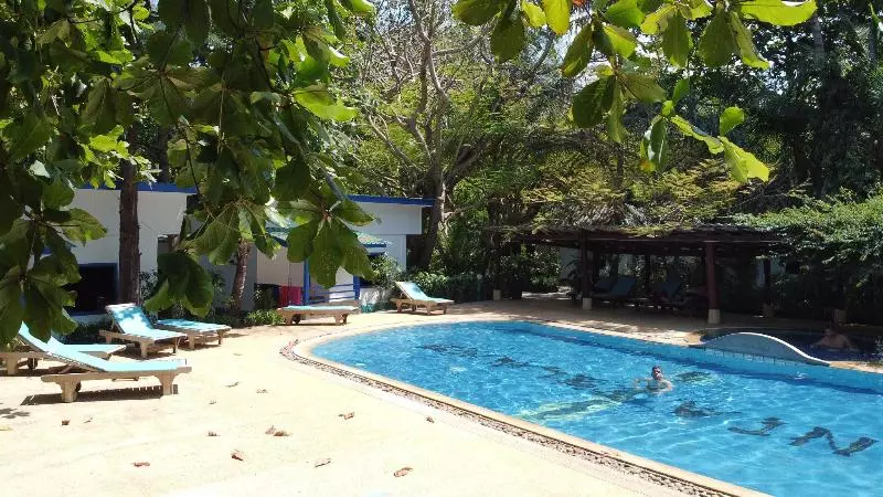 호텔 Lanta Island Resort