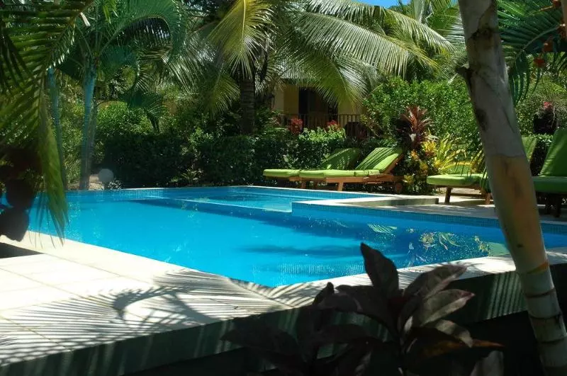 ホテル Mangoes Resort