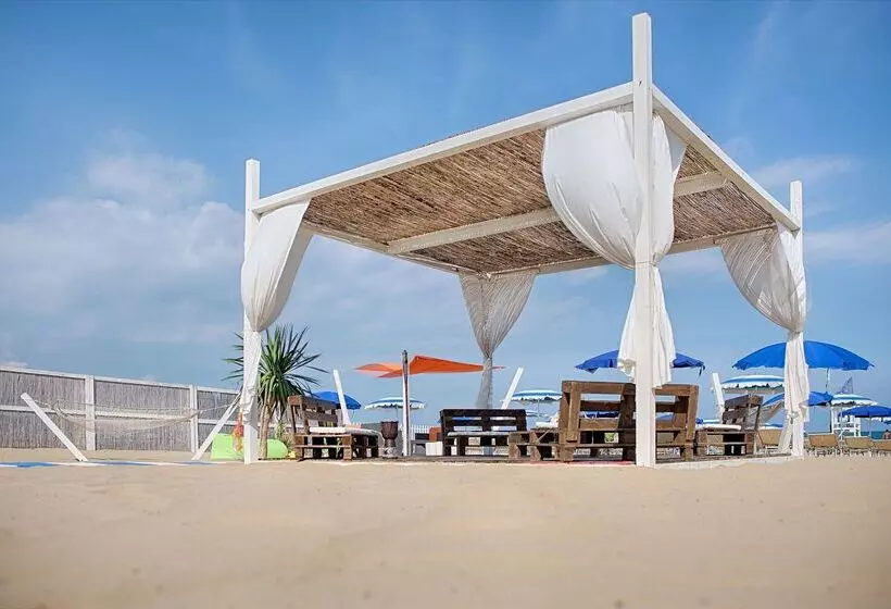 فندق NH Catania Parco Degli Aragonesi