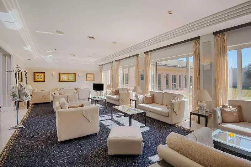 فندق NH Catania Parco Degli Aragonesi