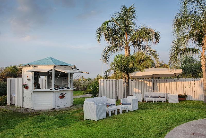 هتل NH Catania Parco Degli Aragonesi