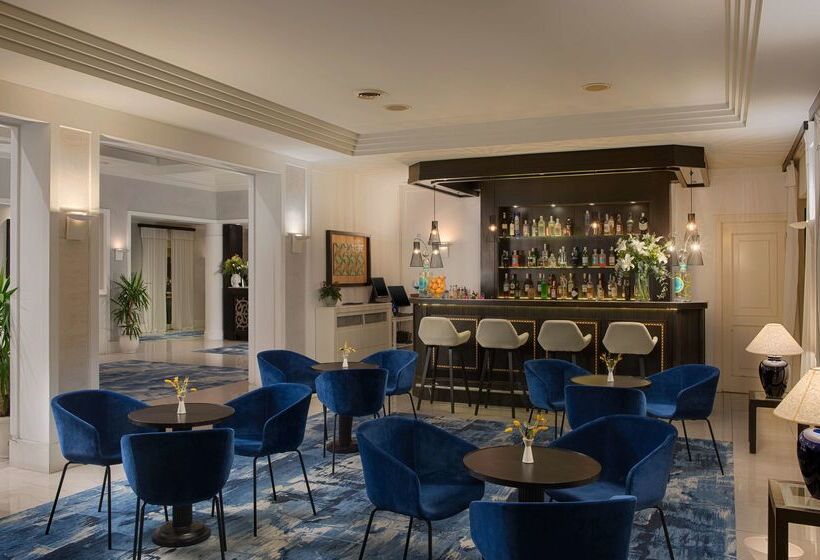 هتل NH Catania Parco Degli Aragonesi