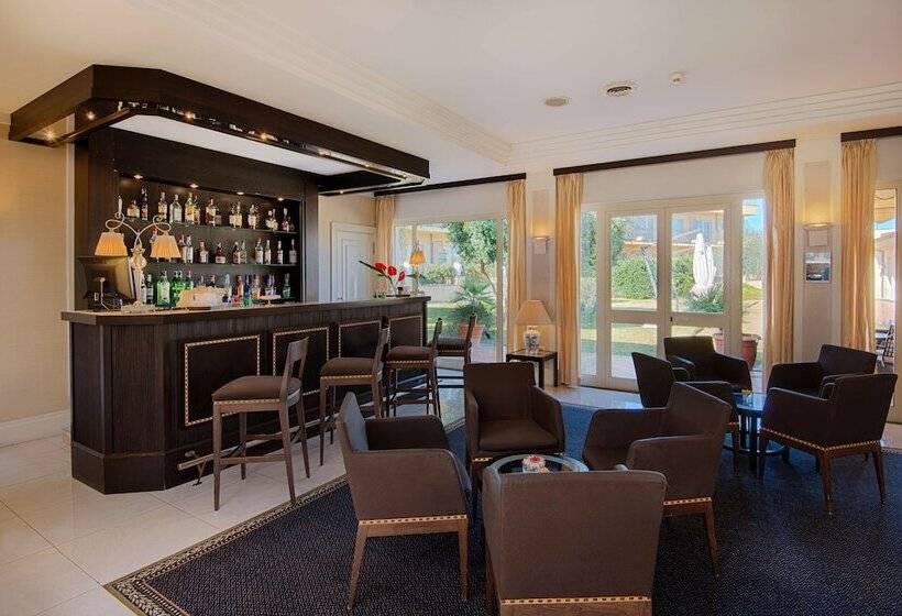 هتل NH Catania Parco Degli Aragonesi