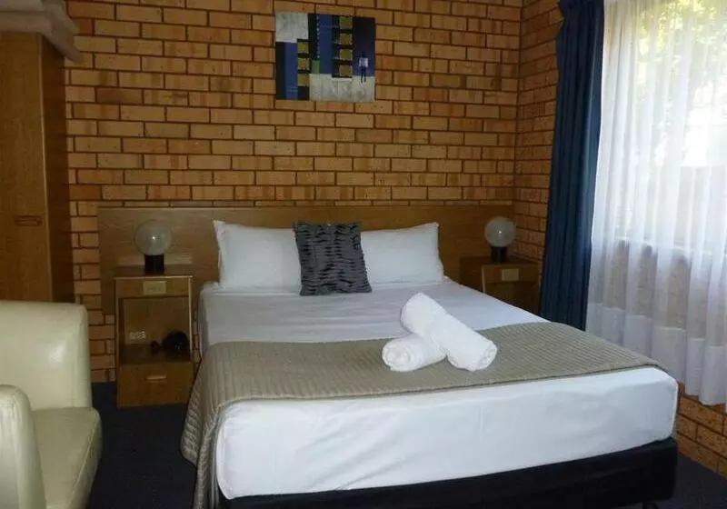 Отель Royal Palms Motor Inn