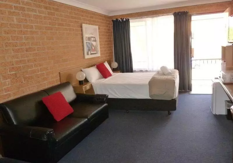 Отель Royal Palms Motor Inn