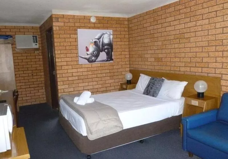 Отель Royal Palms Motor Inn