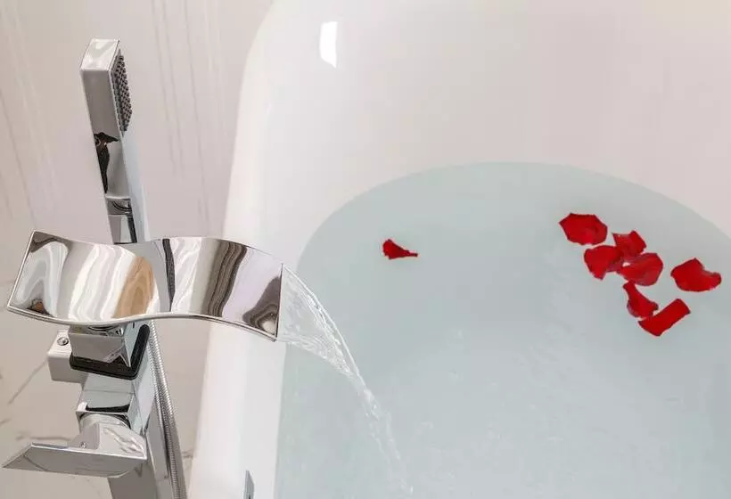 Hotelli Sant Angelo Suites