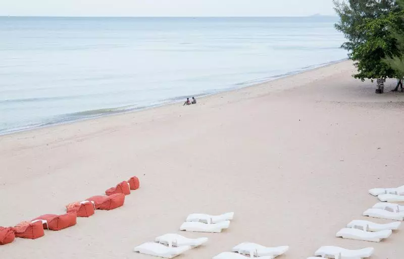 Отель Veranda Resort & Villas Hua Hin Cha Am