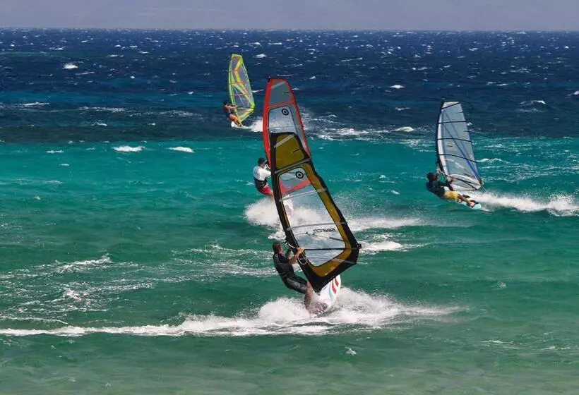 منتجع Yria Island Boutique Hotel & Spa