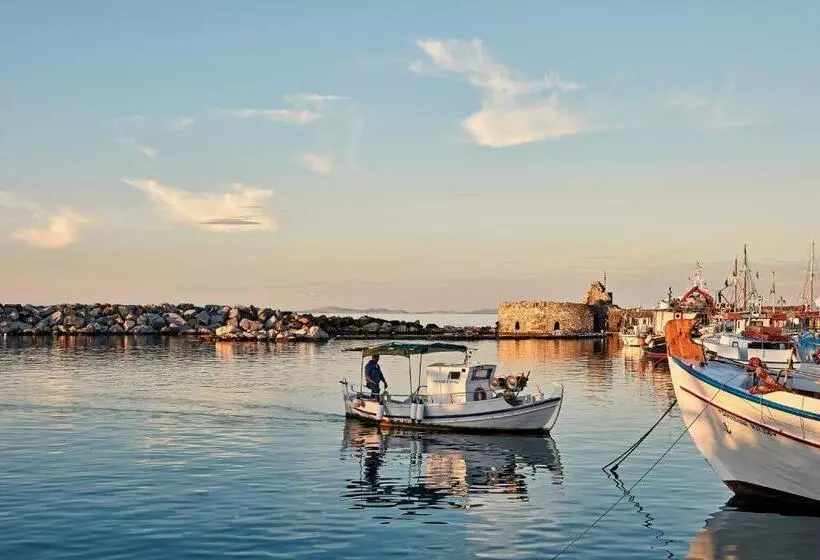 منتجع Yria Island Boutique Hotel & Spa