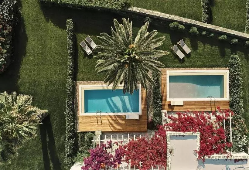 منتجع Yria Island Boutique Hotel & Spa