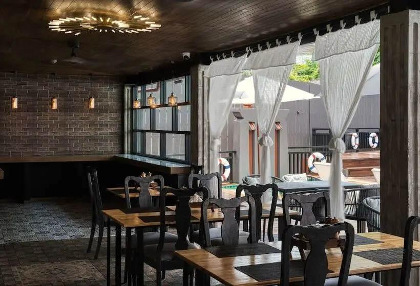 Tuana Hotels The Phulin Resort