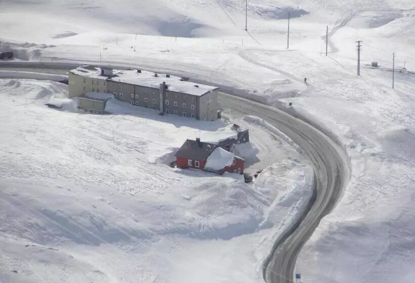 هتل Bernina Hospiz
