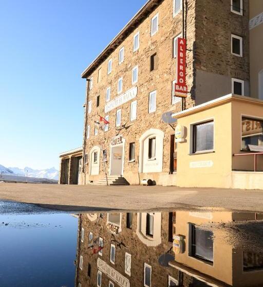 ホテル Bernina Hospiz