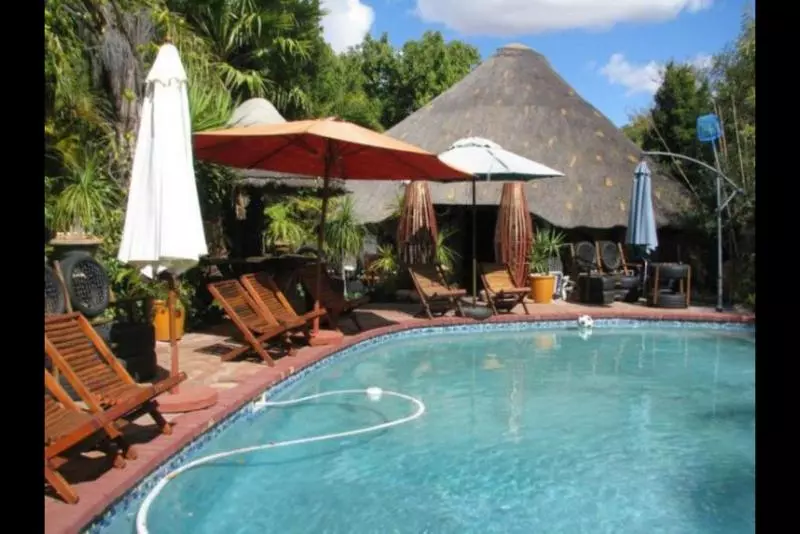 ホテル Golden Lantern Guest Lodge