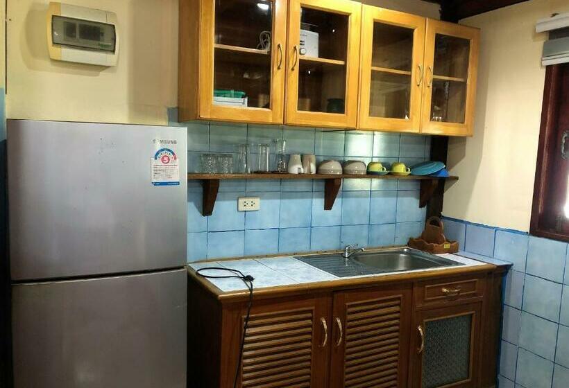 בית מלון כפרי Lam Sai Village