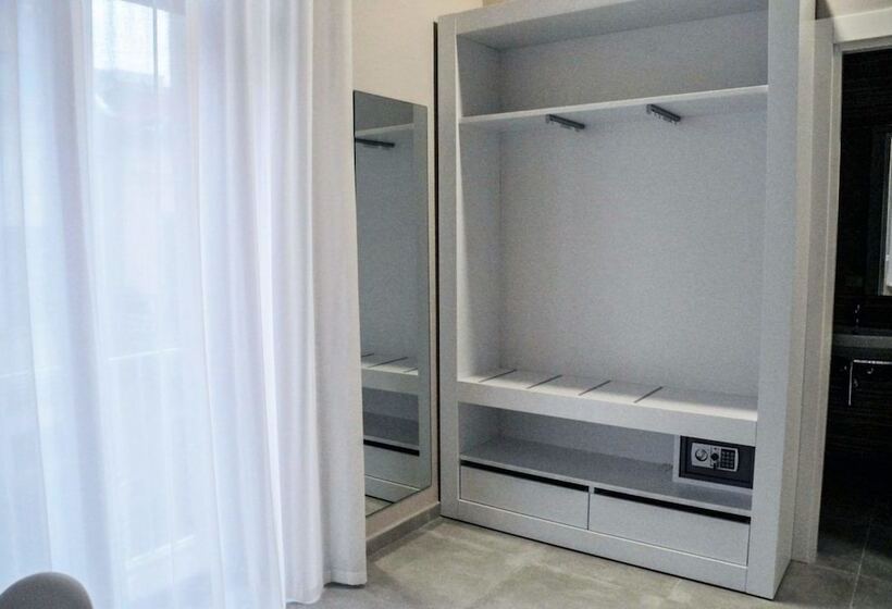 تختخواب و صبحانه Al Giordano