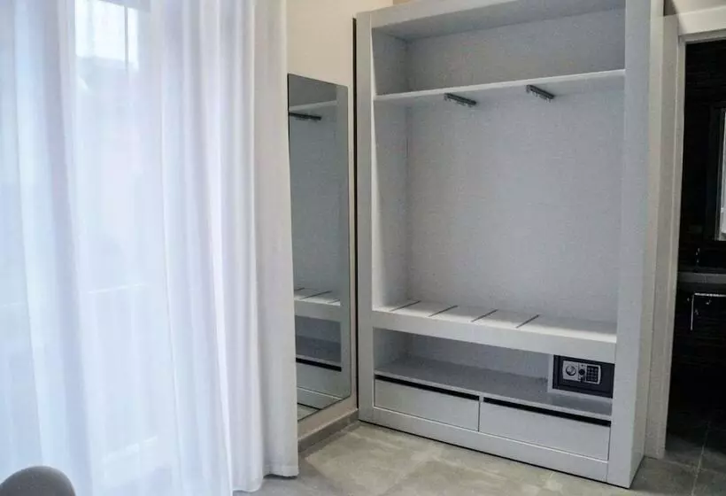 تختخواب و صبحانه Al Giordano