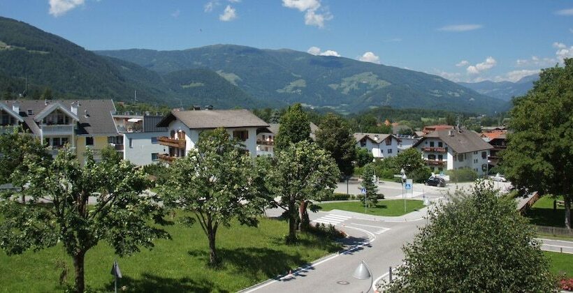 בית מלון כפרי Akelei