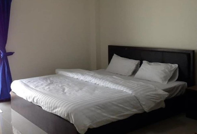 Отель Poomsiriplace