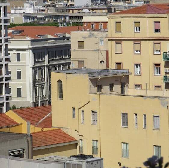 بنسيون Luna Rossa Rooms