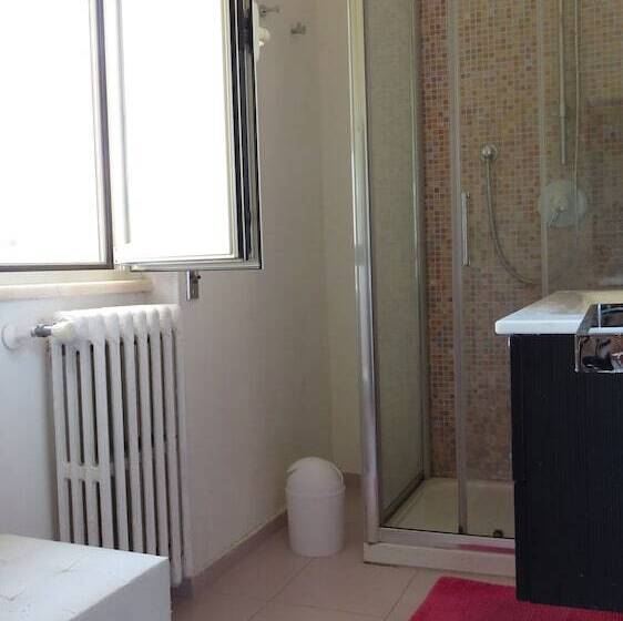 بنسيون Luna Rossa Rooms