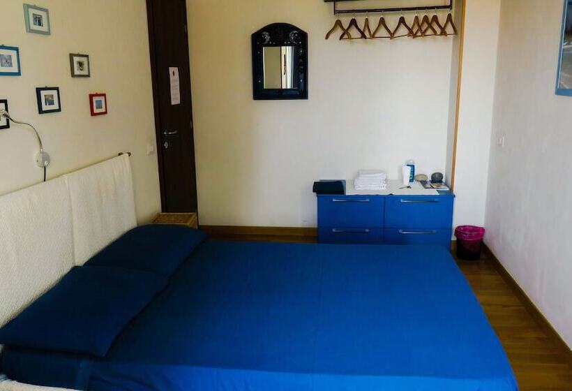 بنسيون Luna Rossa Rooms