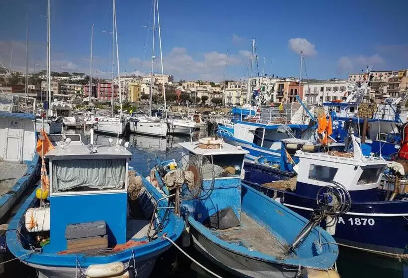 Majatalo Solfatara Suites B&b