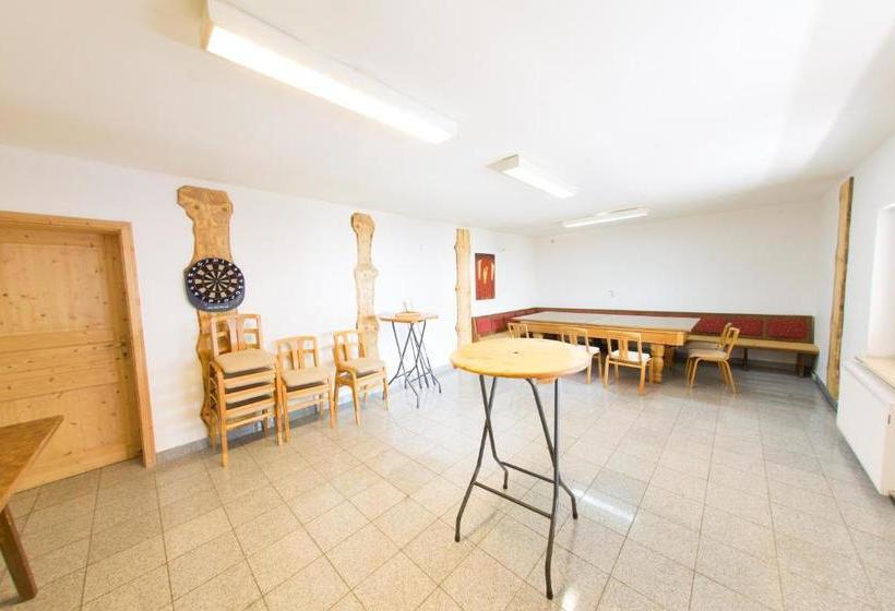 호스텔 Landgasthof Seyrlberg