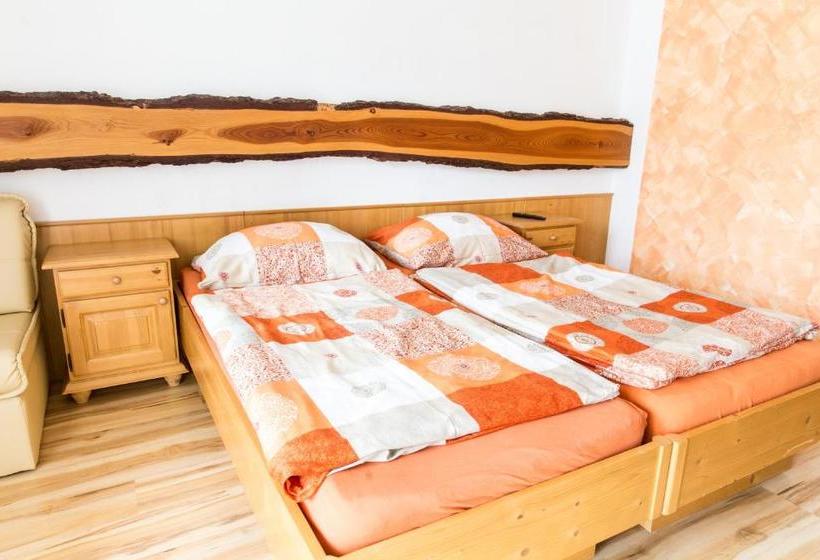 호스텔 Landgasthof Seyrlberg