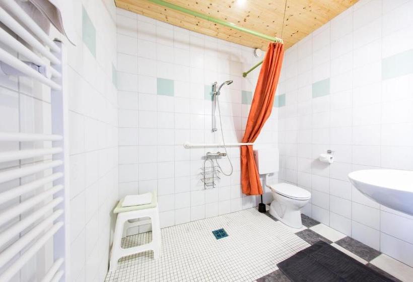 호스텔 Landgasthof Seyrlberg