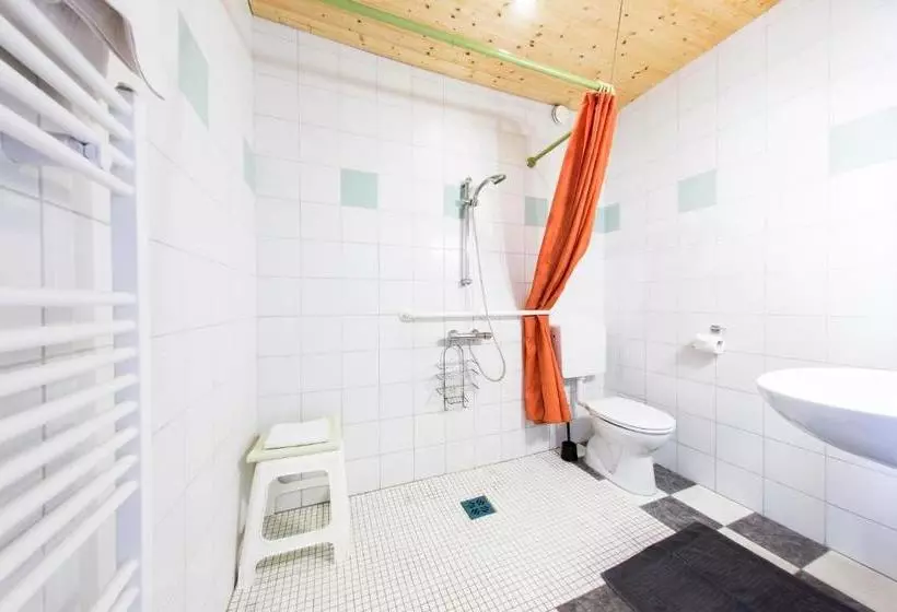 Retkeilymaja Landgasthof Seyrlberg