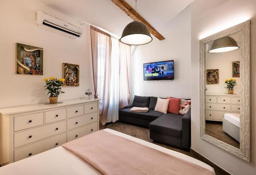 Bed and Breakfast Rooms Old Port Genova